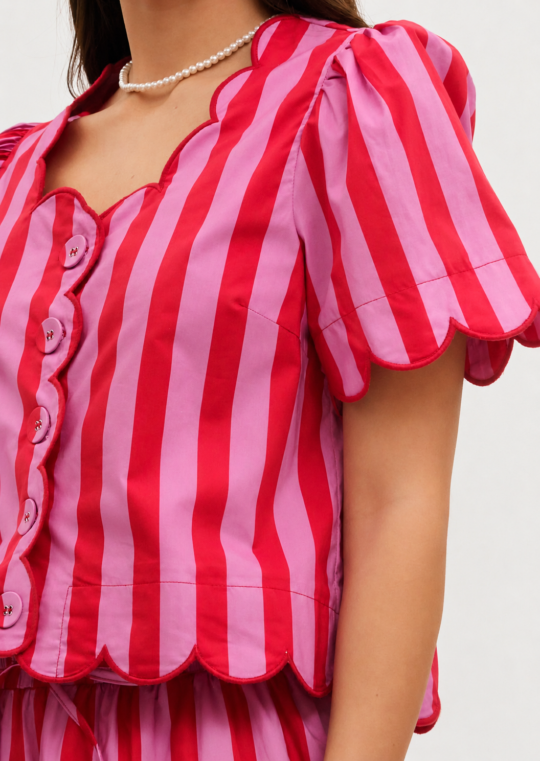 Sweatheart Scallop Top